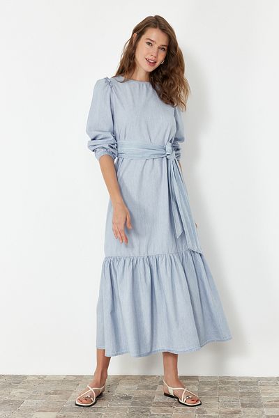 Trendyol Collection Rochie midi din denim albastru deschis cu curea TWOSS24EL01008