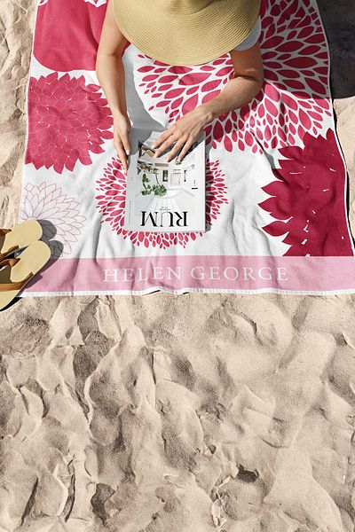 Helen George Valencia - Πετσέτα θαλάσσης ροζ λευκή υπερμεγέθη HGTW0001363
