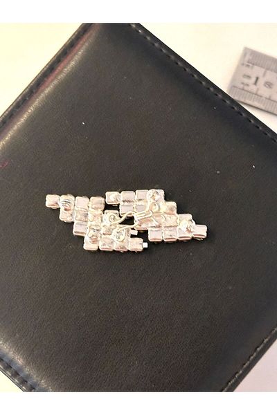 ODDA TASARIM ATÖLYESİ Crystal Stone Ladder Patterned Abiyr Agraf
