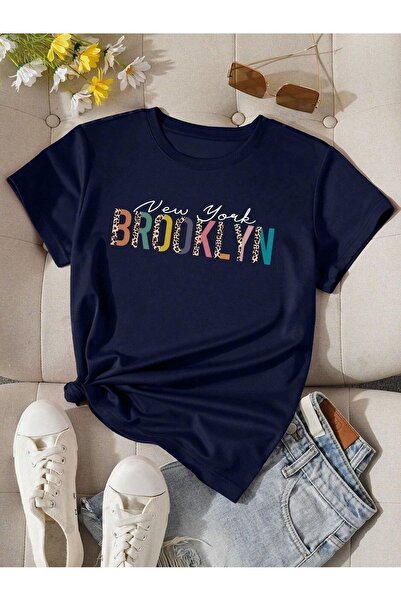 PALPİTO تي شيرت نسائي كبير الحجم مطبوع عليه بروكلين باللون الأزرق الداكن