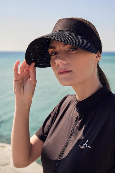 Haşema Сгъваема черна плажна шапка с козирка