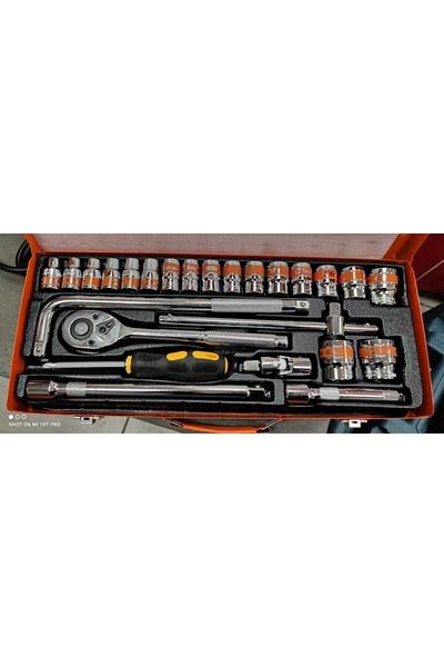 Alpha Tools 25 Piece Socket Set