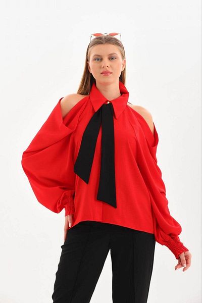 Moda Days Women's Cold Shoulder Shirt Red