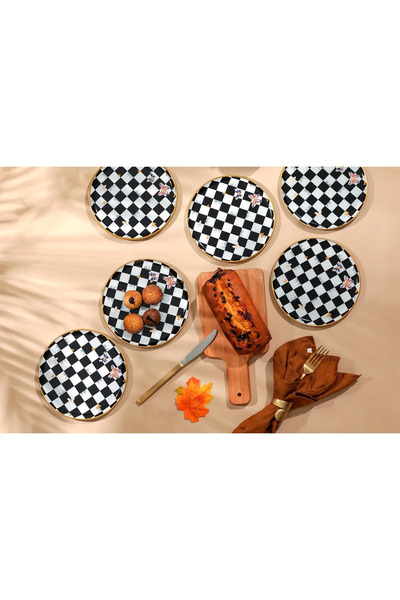 B&M 6 Round Cake Plates - Checkered Butterfly Pattern