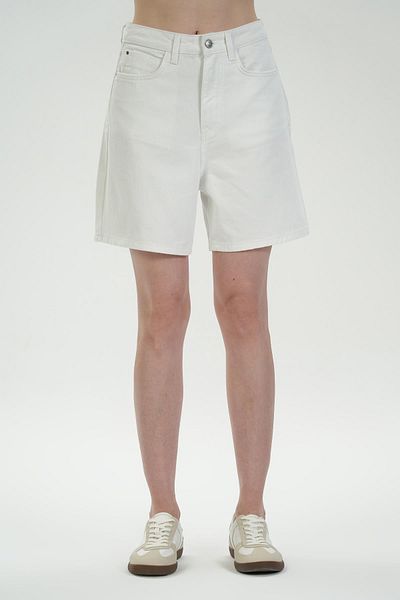 CROSS JEANS High Waist White Jean Shorts - Patty Zip C 4534-105