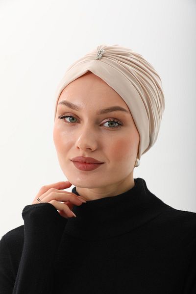 Ritagarcia Cap with Stones