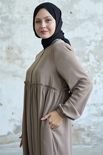 InStyle Beige Ferace - Gather with Tassel Detail on the Back