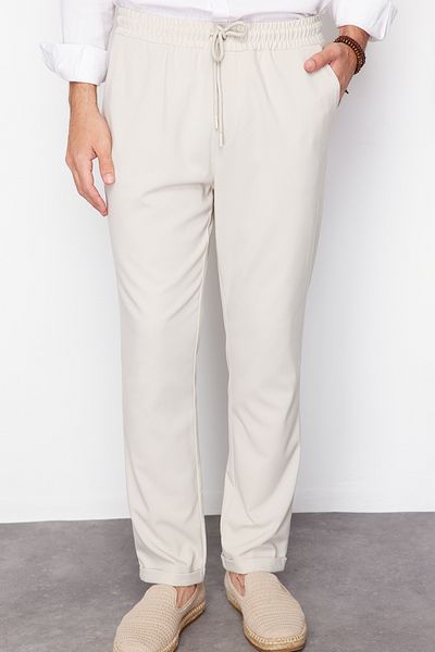 Trendyol Collection TMNAW21PL0107 Modell – Steinfarbene, schmal geschnittene Stoffhose mit zwei Beinen
