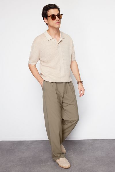 Trendyol Collection Khakifarbene Baggy-Hose aus Stoff mit weitem Bein TMNSS23PL00039