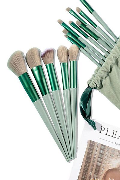 SHAKA Special Green Pouch 13 Piece Brush Set