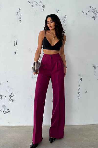 Ortaya Çık Pflaumenfarbene Palazzo-Hose aus plissiertem Stoff