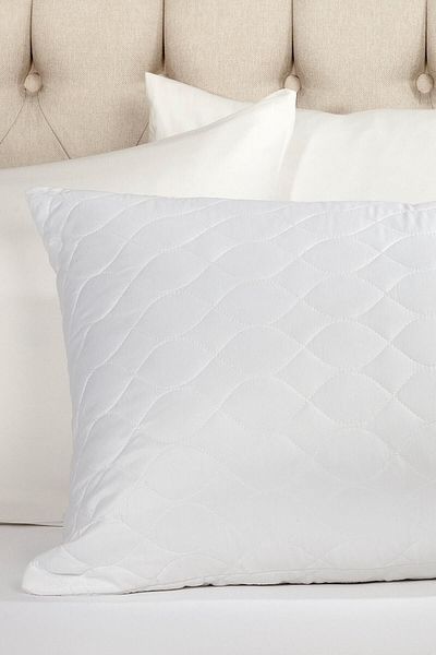 Roi Tekstil 50x70 Zippered and Quilted Pillow Protector