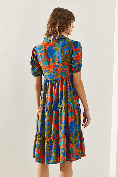 Bianco Lucci Kurzärmliges Kleid aus Viskose – Hemdkragen, Knopfleiste, bodenlanges Rüschendetail60251224