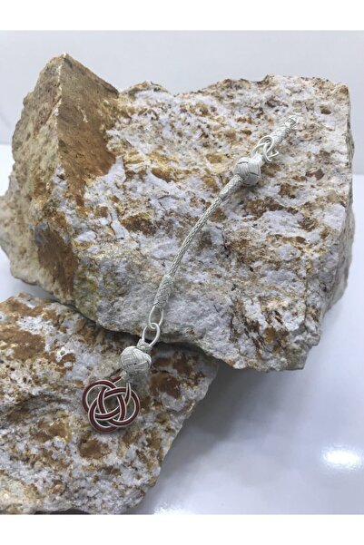 KAZZAZE Red Shams Knot Silver Tassel