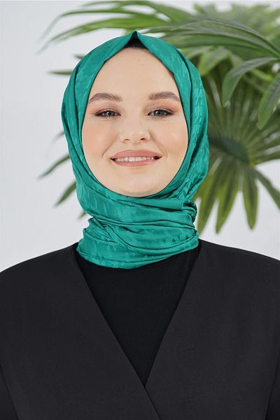 Loryan Benetton Shawl - Silky Jacquard with Houndstooth Pattern