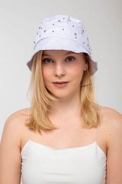 Saria Moda White Bucket Hat with Stones on it