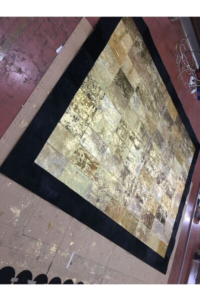 Victory Leather Carpet Dekoratif dış kısmı siyah dana derisi iç kısmı gold de...