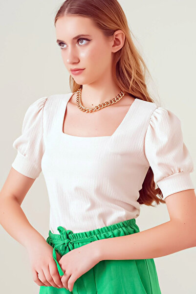 CoolLook Kısa Balon Karpuz Kollu U Yakalı Rahat Kalıp Likralı Bluz