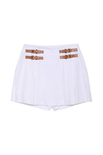 Quzu Pleated Mini Shorts Skirt with Belt Accessories White