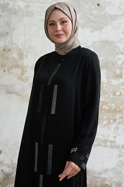 InStyle Black Hidden Patch Ferace with Stone Detail