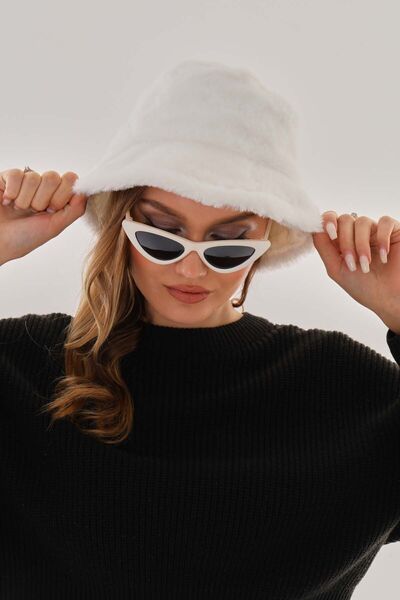 Ritagarcia Plush Bucket Bucket Hat