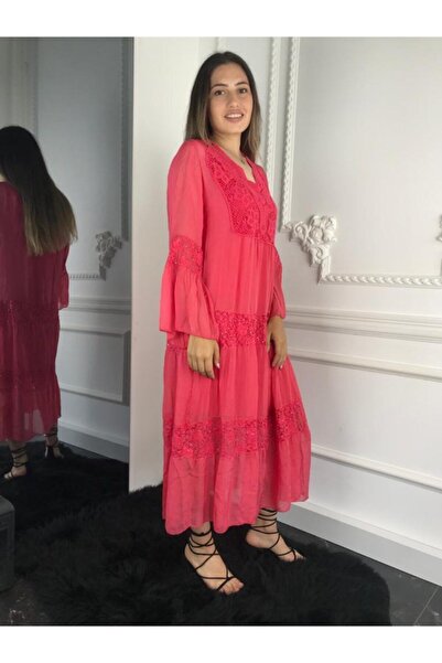 Bohemian Women's Pomegranate Lace Detailed Silk Dress