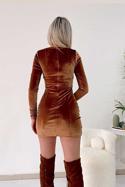 Mine Tan Butik Рокля Merlynda с кадифени набрашнени детайли - Камилска
