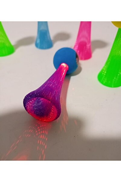 abnturk 4 Adet Fırlayan Surat Çok Renk Işıklı Bas Fırlat Zıpzıp Oyuncak Emoji Toplar Zevkle Zıplayan Işıklar