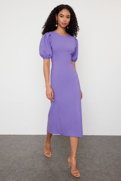 Trendyol Collection Liliowa, kopertowa sukienka midi z rękawami balonowymi TWOSS24EL00502