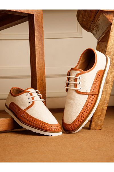 Styli Contrast Huarache Hand Woven Detail Lace Up Shoes