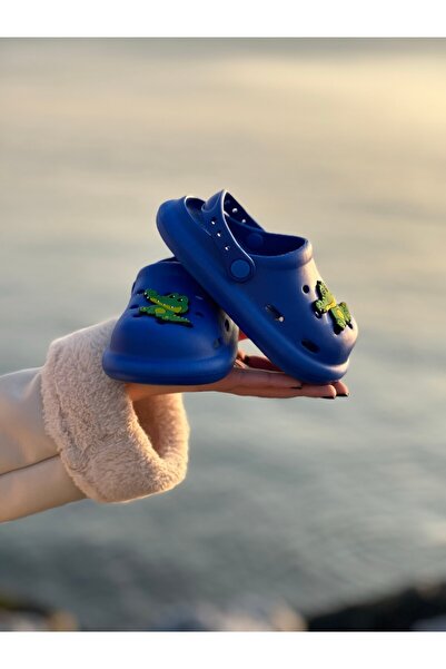 Bold Boutique Stylish Children's Crocs - Non-Slip Home Slippers, Sea and Pool Bathroom Slippers