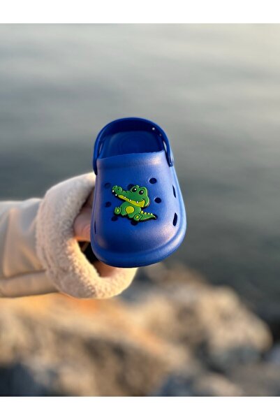 Bold Boutique Stylish Children's Crocs - Non-Slip Home Slippers, Sea and Pool Bathroom Slippers
