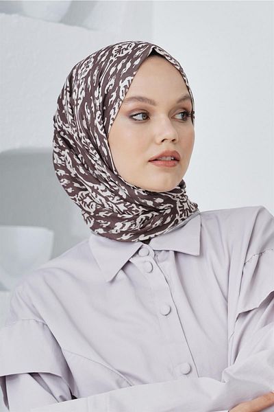 Loryan Brown Shawl - Lin, Linen and Cotton Blend, Tile Pattern