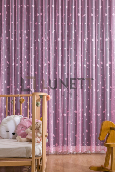 LUNETT HOME ستارة من التول باللون الوردي مع نجوم كبيرة مقاس 1x3 - جاهزة للاست...