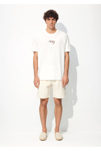 Mavi Baskılı Beyaz Tişört Loose Fit / Bol Rahat Kesim 0612345-80194