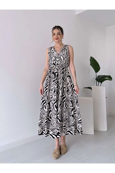 Liya Mauro Back Detailed Dress