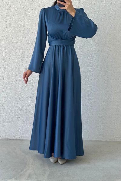 LEYUZE BUTİK Rochie de seară Hijab din satin Indigo - mânecă cu volan, eleganță fluidă