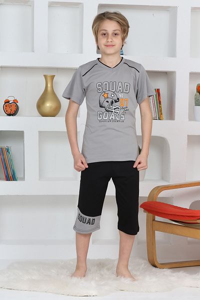KAPİKİDS Boy's Gray Pajama Set - Short Sleeve, Crew Neck, Helmet Printed Capri