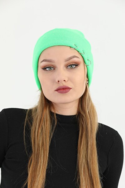 Ritagarcia Ženska neon zelena zimska kapa sa pirsingom