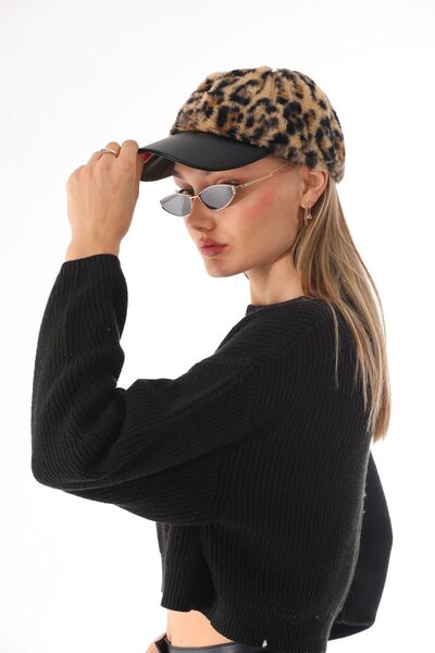 Ritagarcia Плюшена шапка с леопардов принт