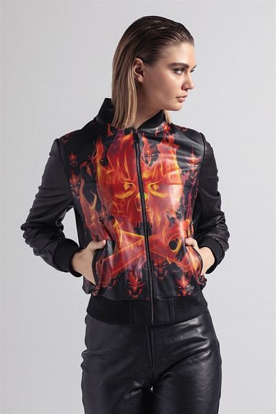 Deriderim Black Red Front and Back Flame Printed Waist and Sleeve Ribbed Sports Short Women's Genuine Leather Coat