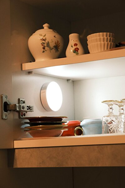 ELNEMENT Hareket Sensörlü, Uzun Ömürlü 8 Ledli ,Usb Şarjlı Beyaz Işık, on/aut...