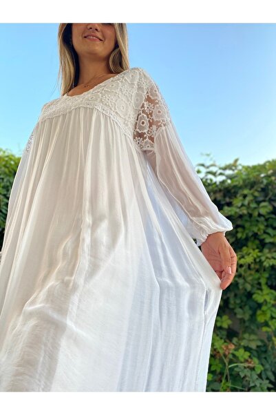 Bohemian Kadın Beyaz Dantelli Robalı Uzun Ipek Elbise