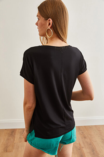 Olalook Dámské černé viskózové tričko Bat s výstřihem do V – TSH-19000822