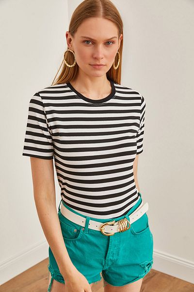 Olalook Black Flexible Striped Crop T-Shirt - Crew Neck TSH-19000823