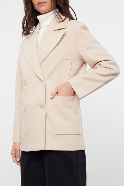 Trendyol Collection Krátká bunda s jemnou texturou kamenné barvy - Kabát Twoaw25Kb00007