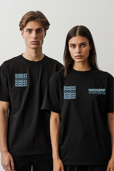 Eazy Co Унисекс тениска с къс ръкав и голям принт Eazy Black Weekend