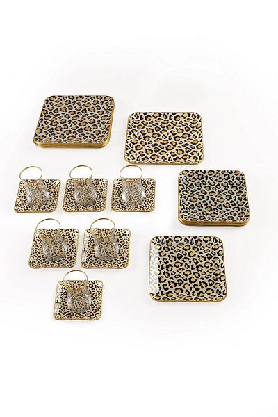 B&M 24 Piece Leopard Patterned Square Breakfast Set