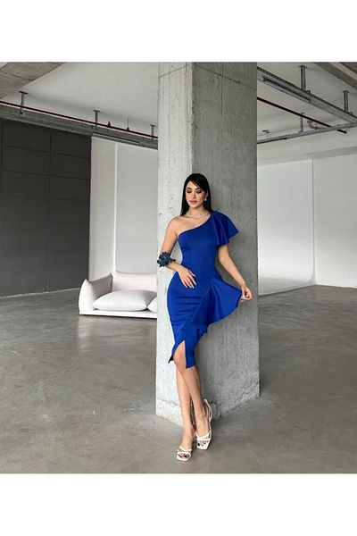 S&A Collectionn Rochie de damă cu un singur umăr cu volane - până la genunchi