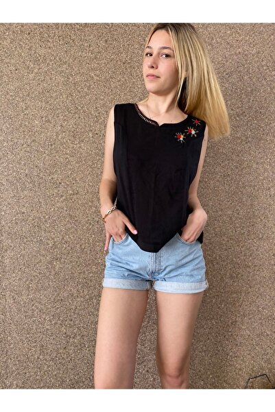 Bohemian Women's V-Neck Sleeveless Organic Cotton Blouse